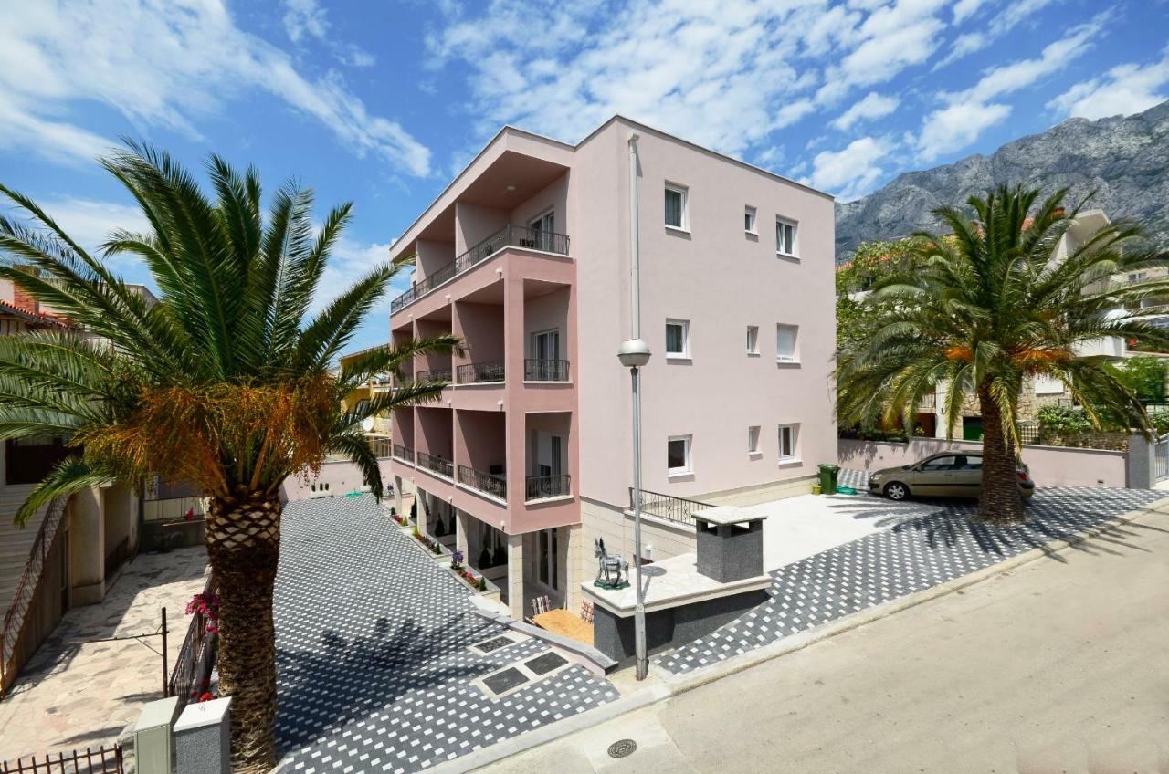 Villa Cavar, Apartments Close To The Beach Makarska Exterior foto